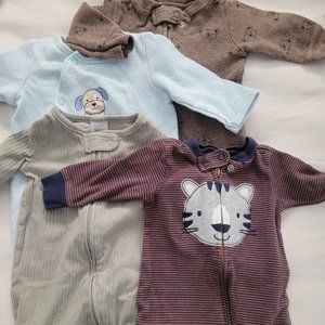 Babys clothes